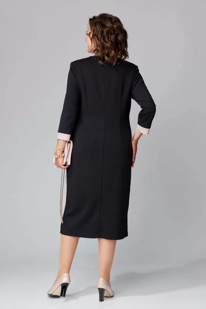 Alexa™ | Elegant V-neck dress