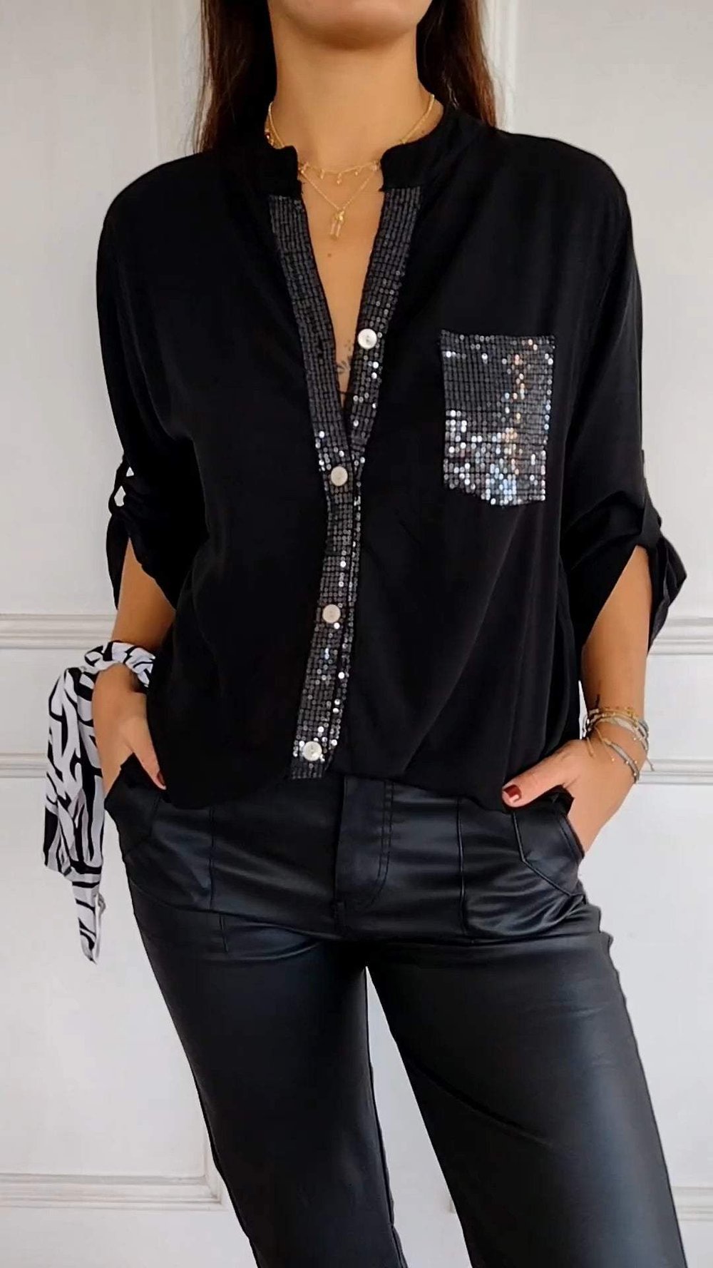 Alandria™ | V-Neck Sequin Mid-Sleeve Casual Top