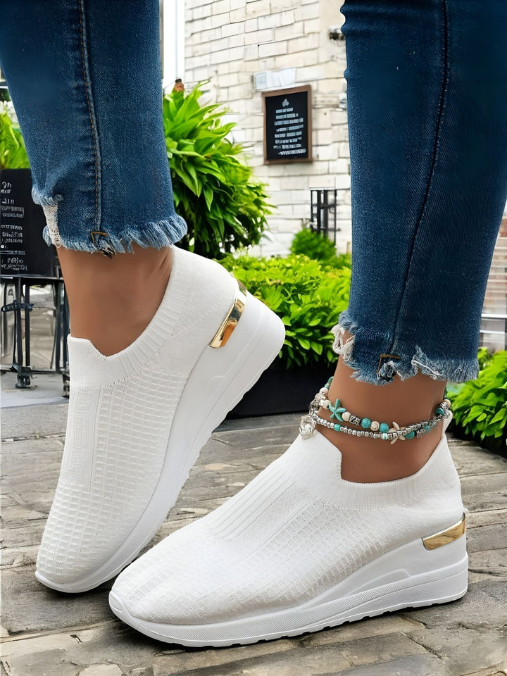 Aeloria™ – Trendy Everyday Sneakers