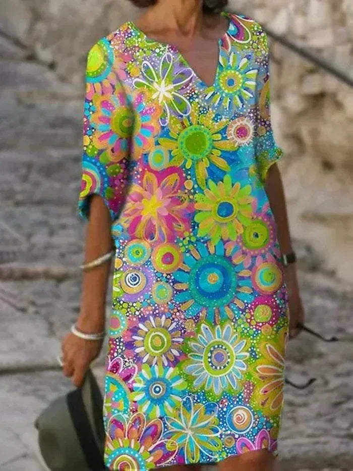 Amara | Floral dress with V-neckline with tummy cover