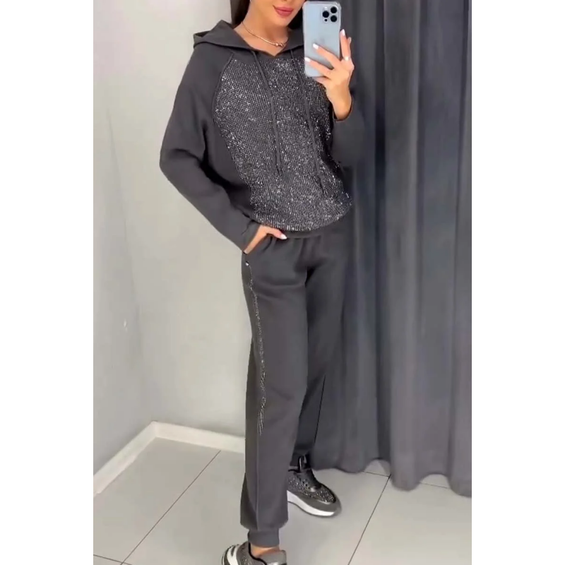 Zynvia™ | Modern Comfort Tracksuit